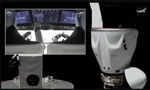 Phi hành gia SpaceX di chuyển tàu vũ trụ trên ISS Phi hành gia SpaceX di chuyển tàu vũ trụ trên ISS