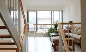 Nhà 65 m2 trong ngõ nhỏ thiết kế lệch tầng để tối ưu ánh sáng Nhà 65 m2 trong ngõ nhỏ thiết kế lệch tầng để tối ưu ánh sáng