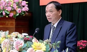 Chủ tịch tỉnh Hòa Bình Bùi Văn Khánh nghỉ hưu trước tuổi Chủ tịch tỉnh Hòa Bình Bùi Văn Khánh nghỉ hưu trước tuổi
