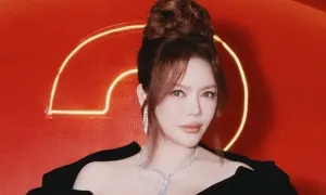 Lý Nhã Kỳ đeo kim cương 3 tỷ đồng dự Ngôi sao của năm Lý Nhã Kỳ đeo kim cương 3 tỷ đồng dự Ngôi sao của năm