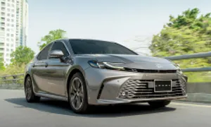 Toyota Camry giảm, Honda Accord tăng doanh số tháng 11 Toyota Camry giảm, Honda Accord tăng doanh số tháng 11