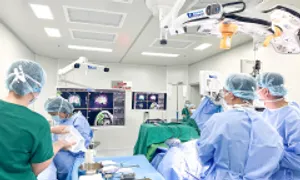 Mổ não và tủy sống bằng robot AI Mổ não và tủy sống bằng robot AI