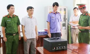 4 cán bộ ở Bình Phước bị khởi tố 4 cán bộ ở Bình Phước bị khởi tố