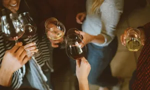 Rượu bia ảnh hưởng giấc ngủ như thế nào Rượu bia ảnh hưởng giấc ngủ như thế nào