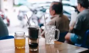 'Muốn đốt tiền tiết kiệm nhanh nhất thì mở quán cà phê' 'Muốn đốt tiền tiết kiệm nhanh nhất thì mở quán cà phê'