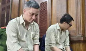 Chủ mưu đánh cắp dữ liệu của công ty tài chính lĩnh 18 năm tù Chủ mưu đánh cắp dữ liệu của công ty tài chính lĩnh 18 năm tù