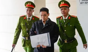 Cựu sếp Sở Ngoại vụ khai 'cơ hội kiếm lãi' khi tính phí cách ly trong Covid-19