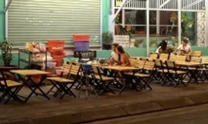 Quán nhậu sập tiệm vì 'nồng độ cồn bằng 0' Quán nhậu sập tiệm vì 'nồng độ cồn bằng 0'