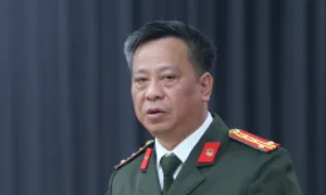 9 người của tạp chí Môi trường và đô thị Việt Nam bị bắt 9 người của tạp chí Môi trường và đô thị Việt Nam bị bắt