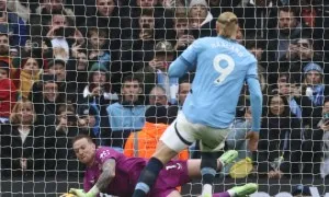 Vòng 18 Ngoại hạng Anh: Chưa thấy hy vọng ở Manchester Vòng 18 Ngoại hạng Anh: Chưa thấy hy vọng ở Manchester