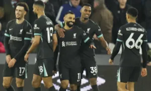 Liverpool tạo cách biệt 8 điểm trên đỉnh Ngoại hạng Anh Liverpool tạo cách biệt 8 điểm trên đỉnh Ngoại hạng Anh
