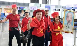Khách Việt 'săn' tour đi Thái Lan xem đá bóng Khách Việt 'săn' tour đi Thái Lan xem đá bóng