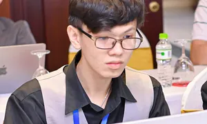 Chàng trai Cần Thơ giành học bổng toàn phần với 7 công bố quốc tế Chàng trai Cần Thơ giành học bổng toàn phần với 7 công bố quốc tế