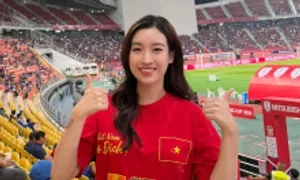 Sao cổ vũ đội tuyển Việt Nam ở chung kết ASEAN Cup Sao cổ vũ đội tuyển Việt Nam ở chung kết ASEAN Cup