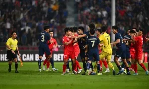 Vì sao cầu thủ Việt Nam bất bình khi Thái Lan ghi bàn? Vì sao cầu thủ Việt Nam bất bình khi Thái Lan ghi bàn?