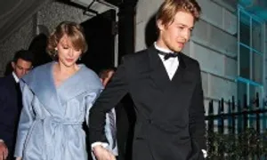 Joe Alwyn không vương vấn tình cũ Taylor Swift Joe Alwyn không vương vấn tình cũ Taylor Swift