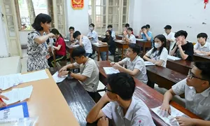 Hàng nghìn giáo viên ở Hà Nội có nguy cơ mất thưởng Hàng nghìn giáo viên ở Hà Nội có nguy cơ mất thưởng