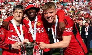 Báo Anh: 'Man Utd sẽ bán phần lớn đội hình' Báo Anh: 'Man Utd sẽ bán phần lớn đội hình'