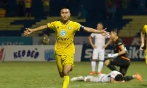 Doãn Ngọc Tân ghi tuyệt phẩm vào lưới CLB Thái Lan Doãn Ngọc Tân ghi tuyệt phẩm vào lưới CLB Thái Lan