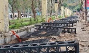 Công viên Thống Nhất tiếp tục được tháo rào Công viên Thống Nhất tiếp tục được tháo rào