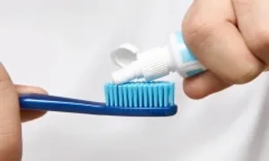 Nhập viện sau khi dùng kem đánh răng trị xuất tinh sớm Nhập viện sau khi dùng kem đánh răng trị xuất tinh sớm