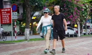 7 lợi ích sức khỏe khi đi bộ sau ăn tối 7 lợi ích sức khỏe khi đi bộ sau ăn tối