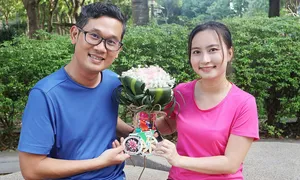 Bác sĩ tặng 36 huy chương marathon làm quà sinh nhật vợ Bác sĩ tặng 36 huy chương marathon làm quà sinh nhật vợ