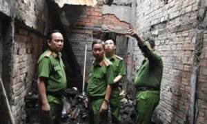 Chập điện ở gác lửng khiến 4 người chết cháy