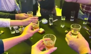 8 thói quen âm thầm tàn phá sức khỏe 8 thói quen âm thầm tàn phá sức khỏe