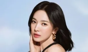 Song Hye Kyo được khen 'trẻ mãi không già' Song Hye Kyo được khen 'trẻ mãi không già'