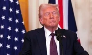 Ông Trump muốn rút giấy phép đài CBS vì bản tin về Ukraine, Greenland Ông Trump muốn rút giấy phép đài CBS vì bản tin về Ukraine, Greenland