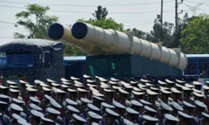 Iran tổ chức duyệt binh trên toàn quốc, khoe dàn vũ khí nội địa Iran tổ chức duyệt binh trên toàn quốc, khoe dàn vũ khí nội địa