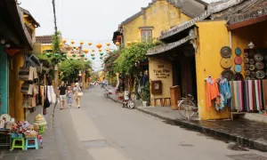 10 thành phố, thị trấn hiếu khách của Việt Nam 10 thành phố, thị trấn hiếu khách của Việt Nam