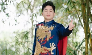 Tùng Dương kết hợp rapper Manbo ra MV