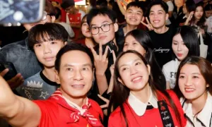 'Lật mặt 8' của Lý Hải vượt 100 tỷ đồng 'Lật mặt 8' của Lý Hải vượt 100 tỷ đồng