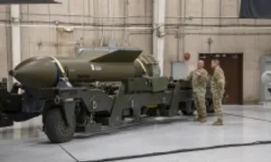 Lý do ông Trump quyết định không kích Iran Lý do ông Trump quyết định không kích Iran