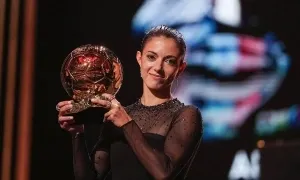 Quả Bóng Vàng nữ 2024 nhập viện vì viêm màng não Quả Bóng Vàng nữ 2024 nhập viện vì viêm màng não