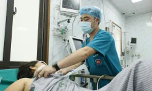 Vì sao nắng nóng dễ đột quỵ? Vì sao nắng nóng dễ đột quỵ?