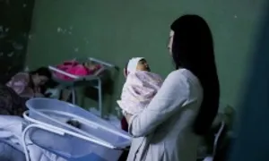 Những đứa trẻ chào đời dưới hầm trú bom Ukraine Những đứa trẻ chào đời dưới hầm trú bom Ukraine