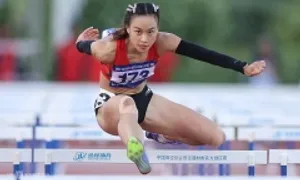 'Hotgirl vượt rào' dự giải vô địch thế giới 'Hotgirl vượt rào' dự giải vô địch thế giới