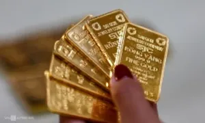 Giá vàng miếng lập kỷ lục 125 triệu đồng một lượng Giá vàng miếng lập kỷ lục 125 triệu đồng một lượng