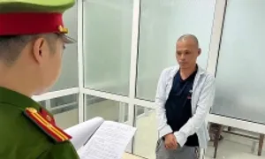 Tài xế xe công nghệ gây tai nạn liên hoàn do sử dụng ma túy Tài xế xe công nghệ gây tai nạn liên hoàn do sử dụng ma túy