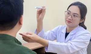 7 thói quen khiến da nổi mụn, lão hóa nhanh 7 thói quen khiến da nổi mụn, lão hóa nhanh