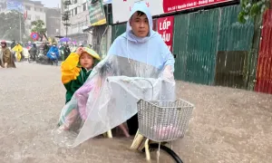 Hà Nội cho 2,3 triệu học sinh nghỉ học ngày mai Hà Nội cho 2,3 triệu học sinh nghỉ học ngày mai