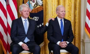 Ông Biden, Clinton ca ngợi Tổng thống Trump vì thỏa thuận Gaza