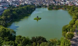 Tên gọi nào không đúng với hồ Hoàn Kiếm?